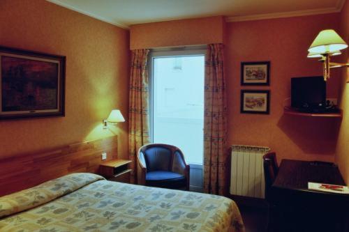 Hotel Sully Nogent-le-Rotrou Room photo